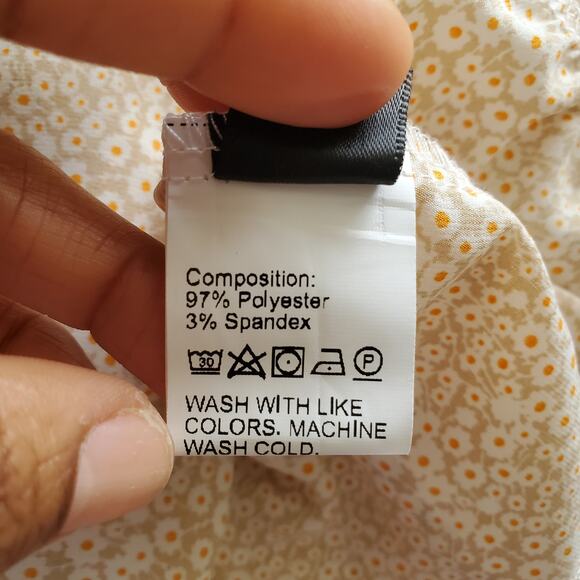 SHEIN Women's Cream Boho Floral Lightweight Tent Top 2X - Picture 6 of 7